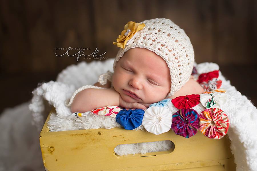 Crochet Pattern for Vintage Star Baby Bonnet | Crochet Baby Bonnet Pattern | Baby Hat Crocheting Pattern | DIY Written Crochet Instructions