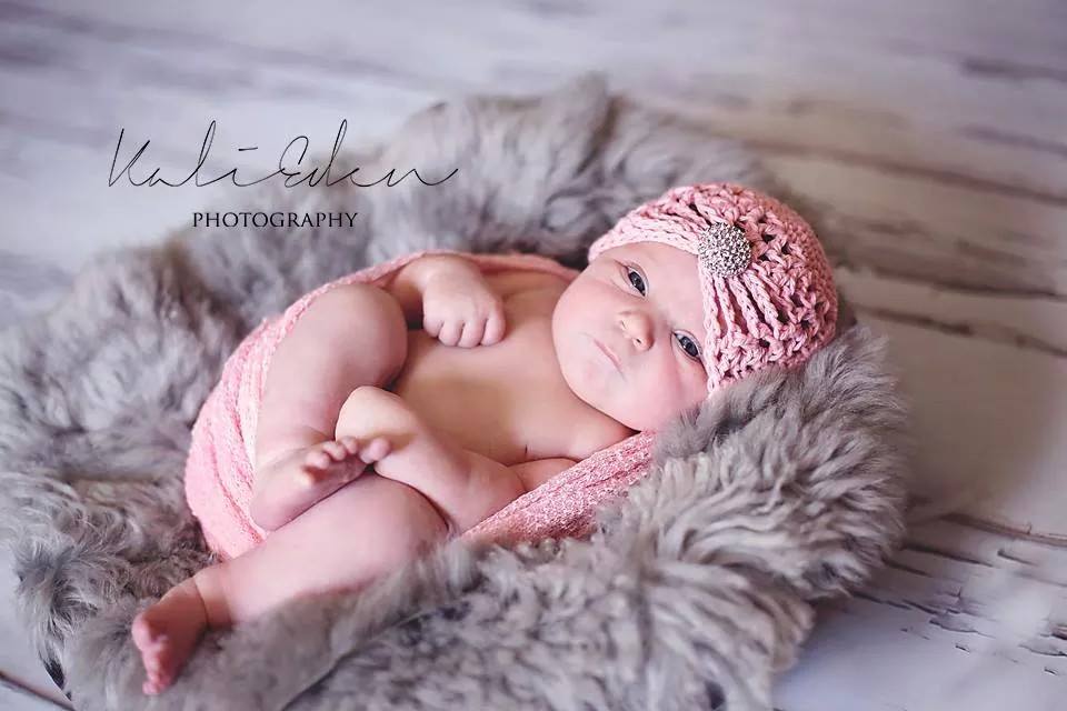 Crochet Pattern for Mia Beanie | Crochet Hat Pattern | Hat Crocheting Pattern | DIY Written Crochet Instructions