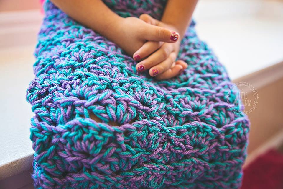 Crochet Pattern for Mermaid Tail Blanket (DIY Tutorial) | Crochet Mermaid Tail Pattern | Mermaid Tail Crocheting Pattern | DIY Written Crochet Instructions