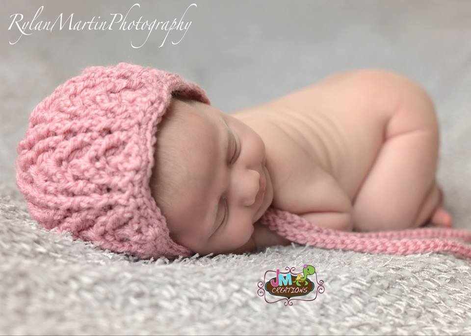 Crochet Pattern for Arrowhead Baby Bonnet | Crochet Baby Bonnet Pattern | Baby Hat Crocheting Pattern | DIY Written Crochet Instructions