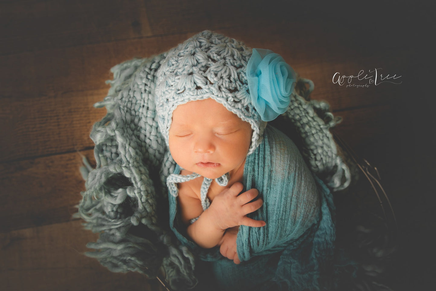 Crochet Pattern for Snow Flurry Baby Bonnet | Crochet Baby Bonnet Pattern | Baby Hat Crocheting Pattern | DIY Written Crochet Instructions