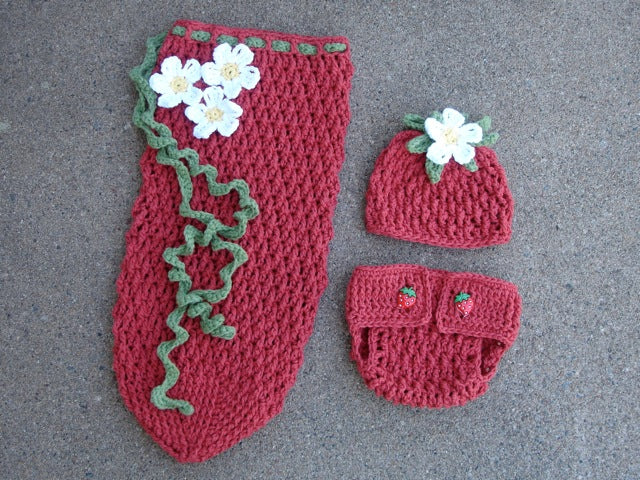 Crochet Pattern for Ripple Berry Diaper Cover | Crochet Diaper Cover Pattern | Diaper Cover Crocheting Pattern | DIY Written Crochet Instructions