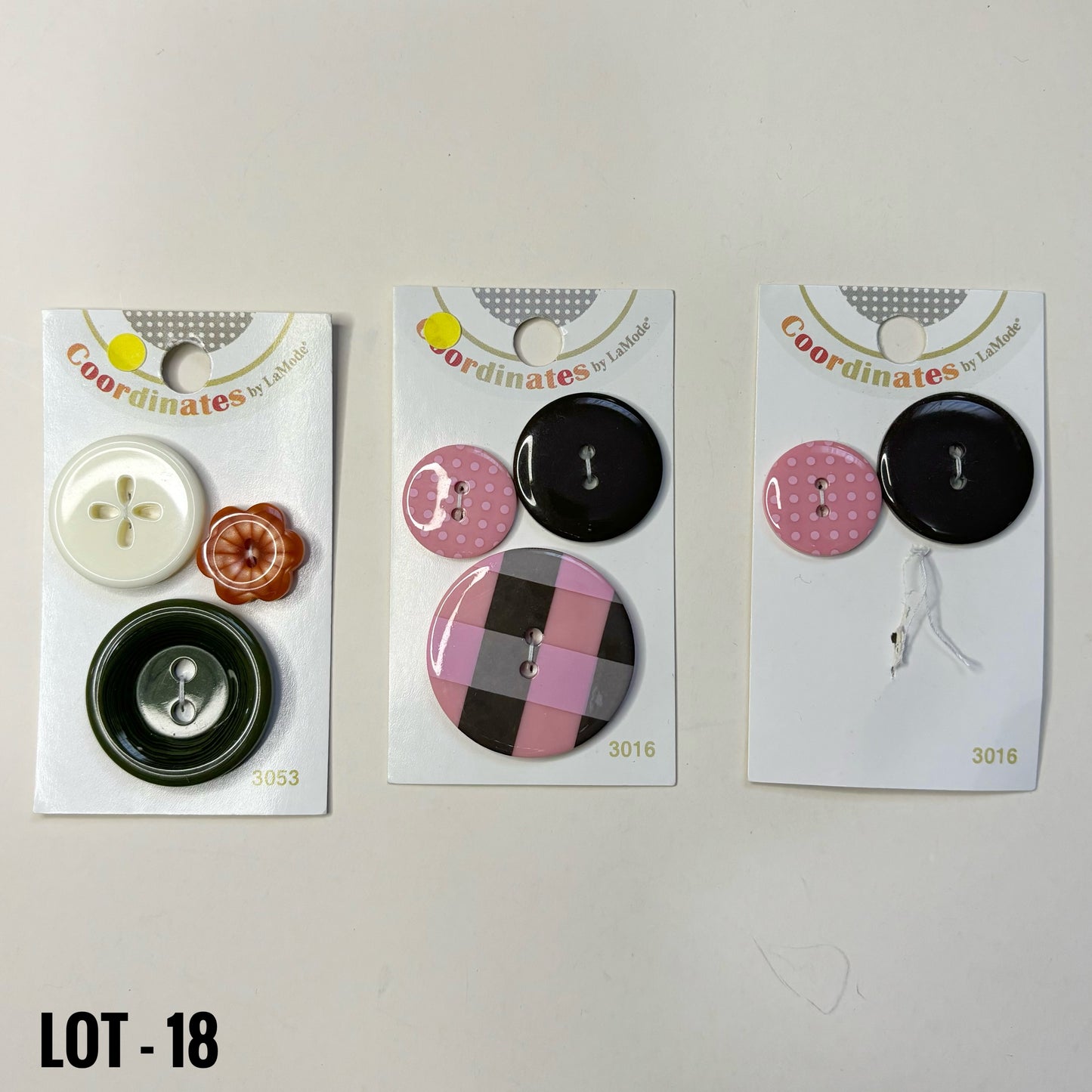 BUTTONS: Assorted Lots (various colors and sizes)