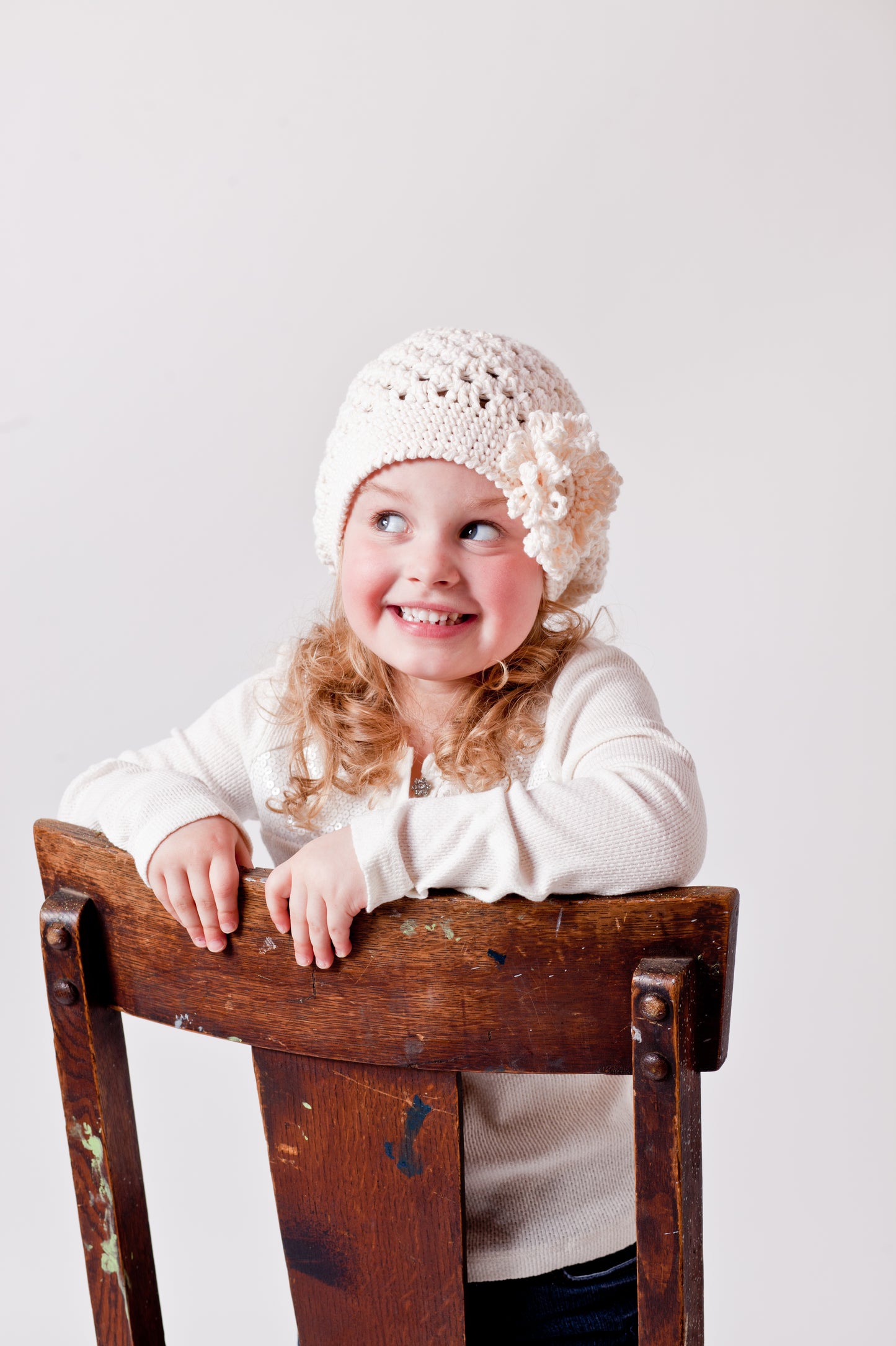 Crochet Pattern for Taryn Hat (with interchangeable flowers) | Crochet Hat Pattern | Hat Crocheting Pattern | DIY Written Crochet Instructions