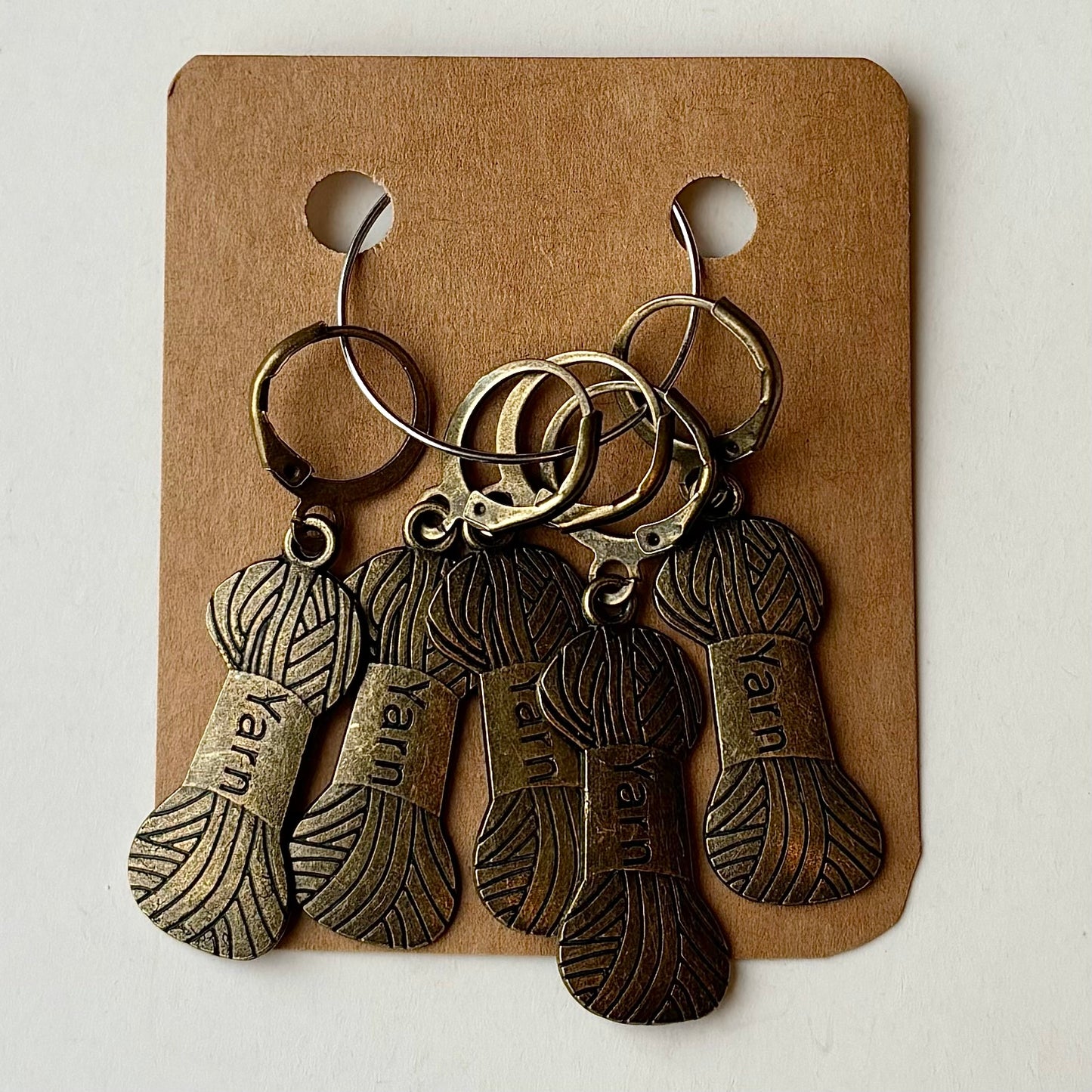 Stitch Markers: Ball of Yarn with bronze or silver finish (sets of 5 or 6 markers)