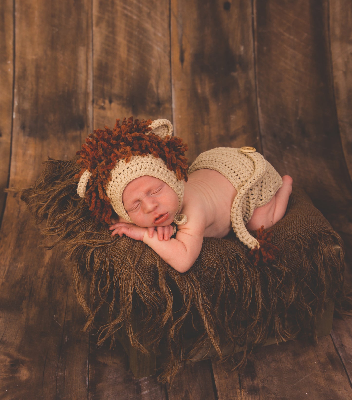 Crochet Pattern for Baby Diaper Cover with Lion Tail or Flowers | Crochet Baby Diaper Cover Pattern | Diaper Cover Crocheting Pattern | DIY Written Crochet Instructions