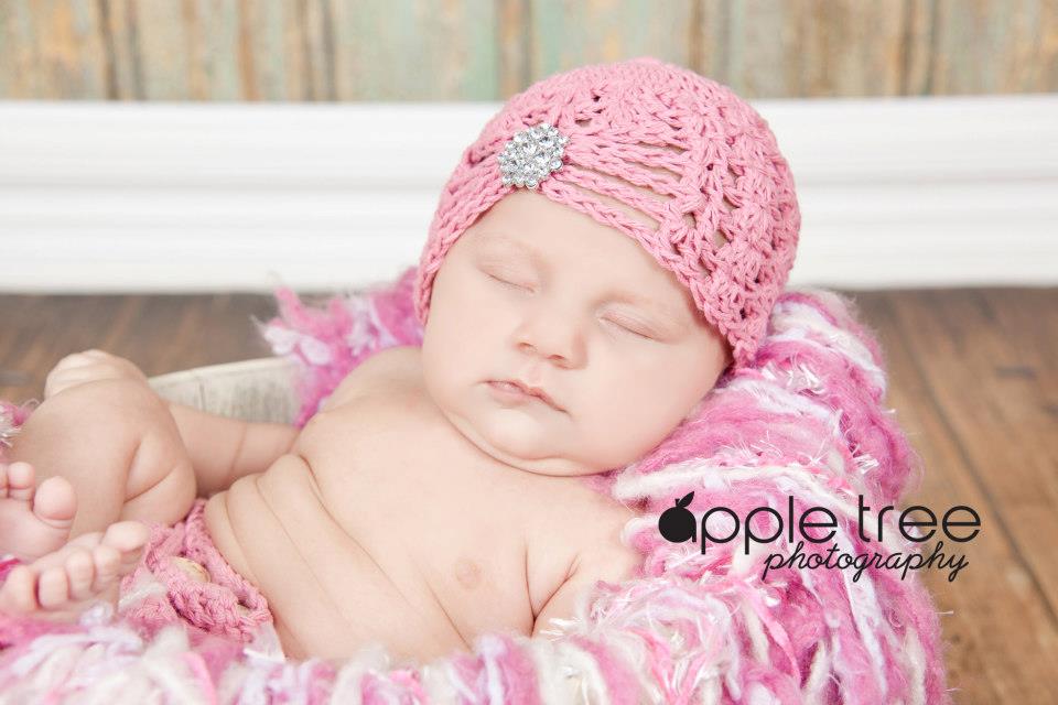 Crochet Pattern for Mia Beanie | Crochet Hat Pattern | Hat Crocheting Pattern | DIY Written Crochet Instructions