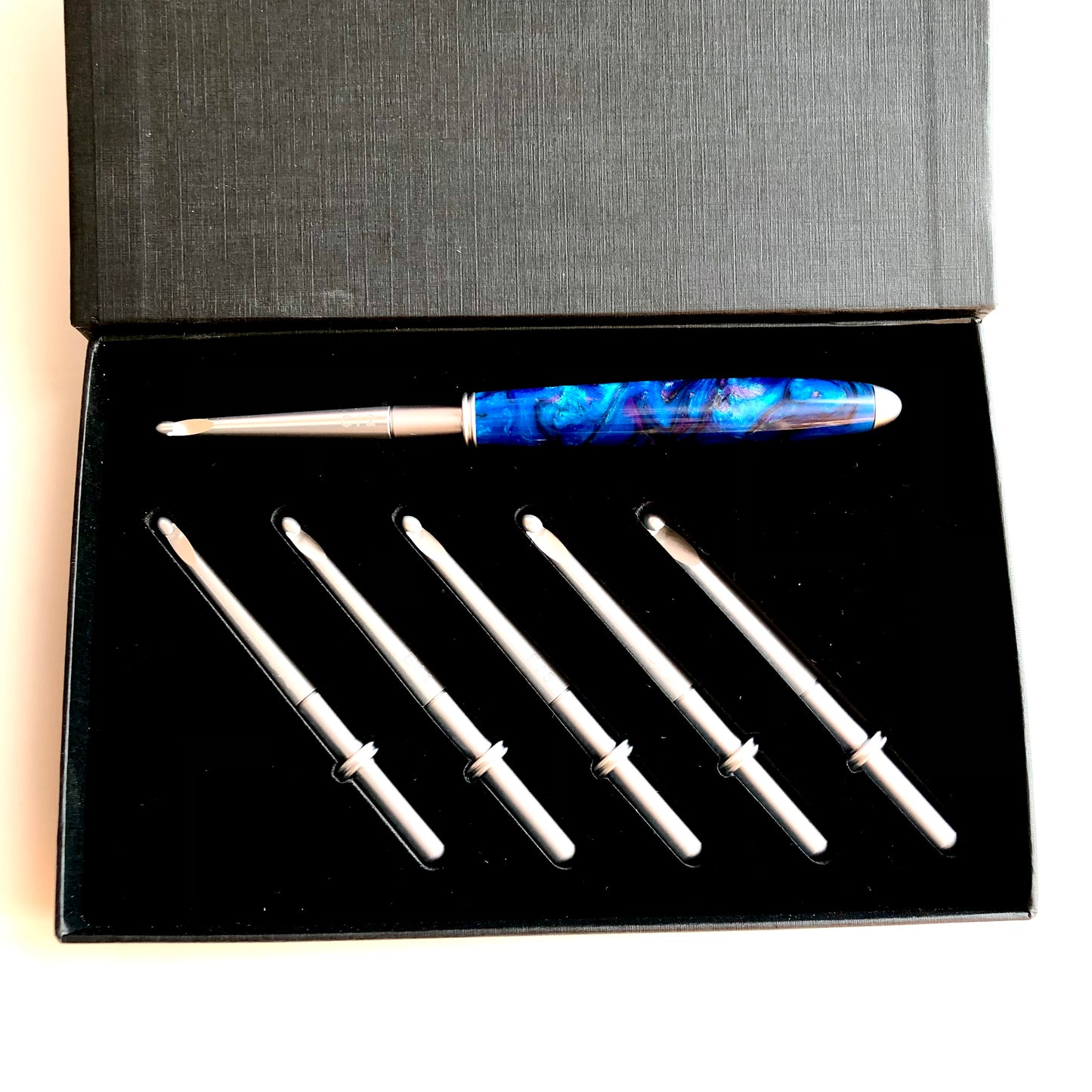 6 Hook Crochet Kit by PKCROCHET | Interchangeable Crochet Hook Set
