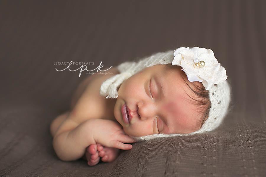Crochet Pattern for Primrose Baby Bonnet | Crochet Baby Bonnet Pattern | Baby Hat Crocheting Pattern | DIY Written Crochet Instructions