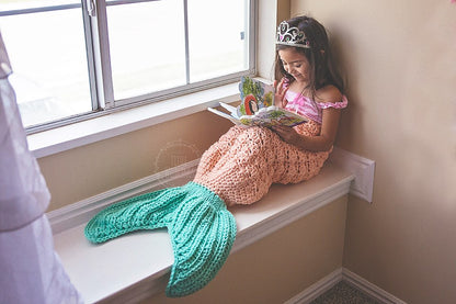 Crochet Pattern for Mermaid Tail Blanket (DIY Tutorial) | Crochet Mermaid Tail Pattern | Mermaid Tail Crocheting Pattern | DIY Written Crochet Instructions