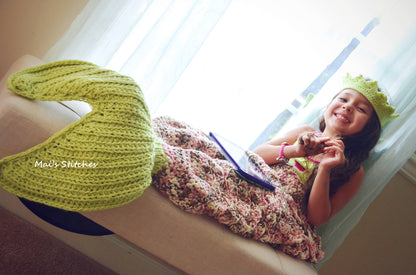 Crochet Pattern for Mermaid Tail Blanket (DIY Tutorial) | Crochet Mermaid Tail Pattern | Mermaid Tail Crocheting Pattern | DIY Written Crochet Instructions