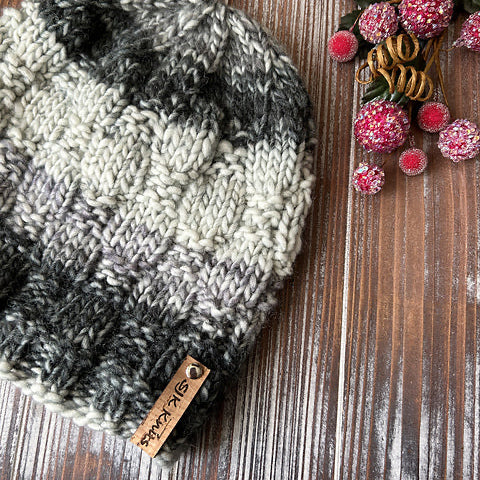 KNIT Pattern for Checkerboard Beanie or Messy Bun | Knit Hat Pattern | Hat Knitting Pattern | DIY Written Knit Instructions