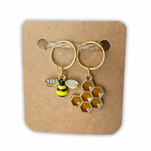 Load image into Gallery viewer, Stitch Markers: Bee and Honeycomb (set of 2 markers)
