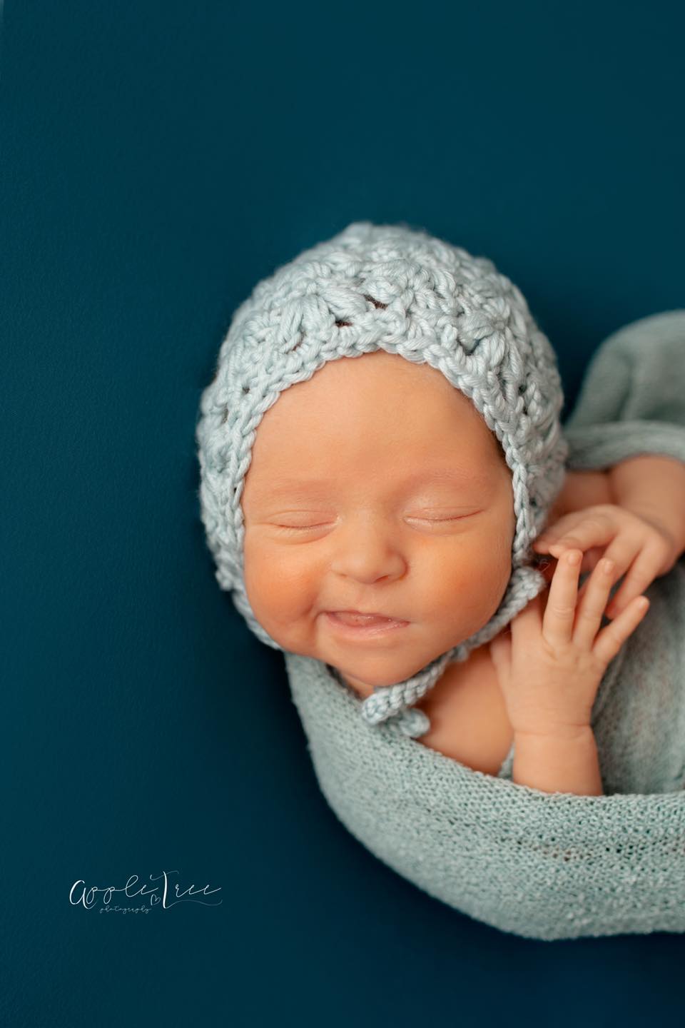 Crochet Pattern for Snow Flurry Baby Bonnet | Crochet Baby Bonnet Pattern | Baby Hat Crocheting Pattern | DIY Written Crochet Instructions