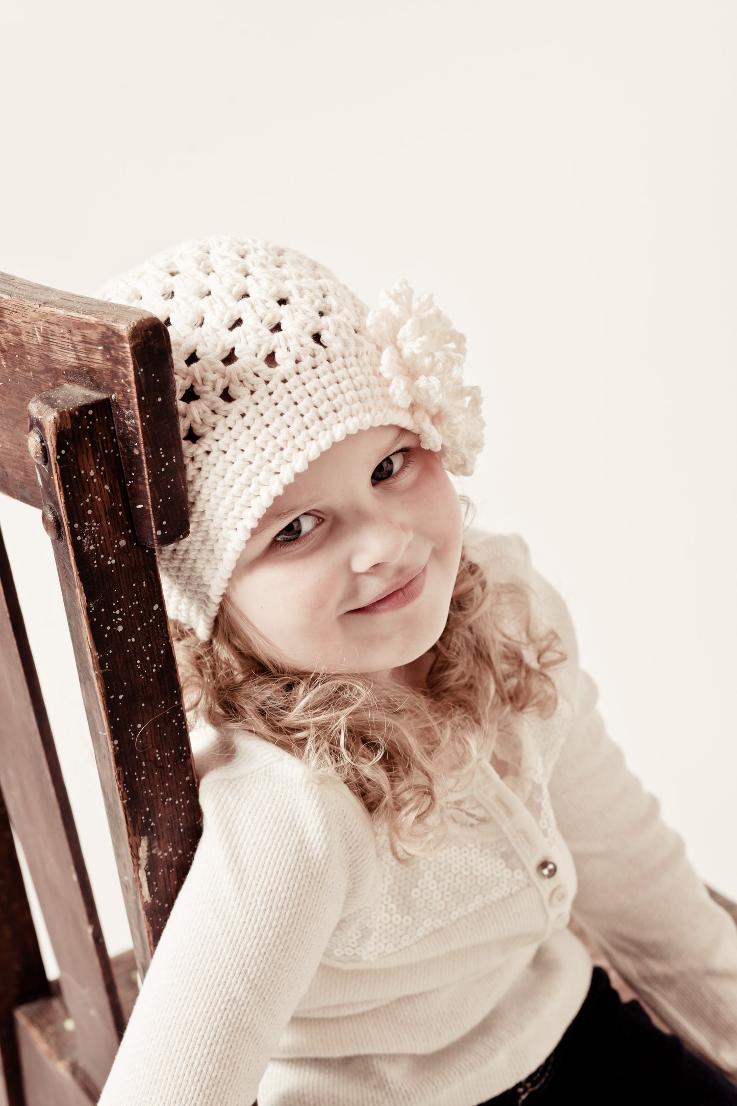 Crochet Pattern for Taryn Hat (with interchangeable flowers) | Crochet Hat Pattern | Hat Crocheting Pattern | DIY Written Crochet Instructions