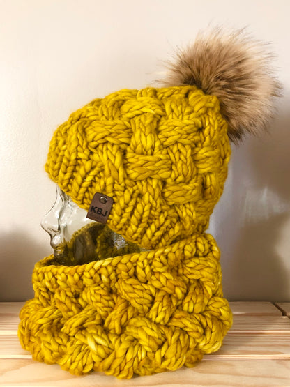 Yukon Cowl | LUXURY Handmade 100% Merino Wool Knit Cowl | Malabrigo Rasta  | One Size Fits Most | Ready To Ship