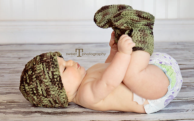 Crochet Pattern for Button Loop Booties | Crochet Baby Shoes Pattern | Baby Booties Crocheting Pattern | DIY Written Crochet Instructions