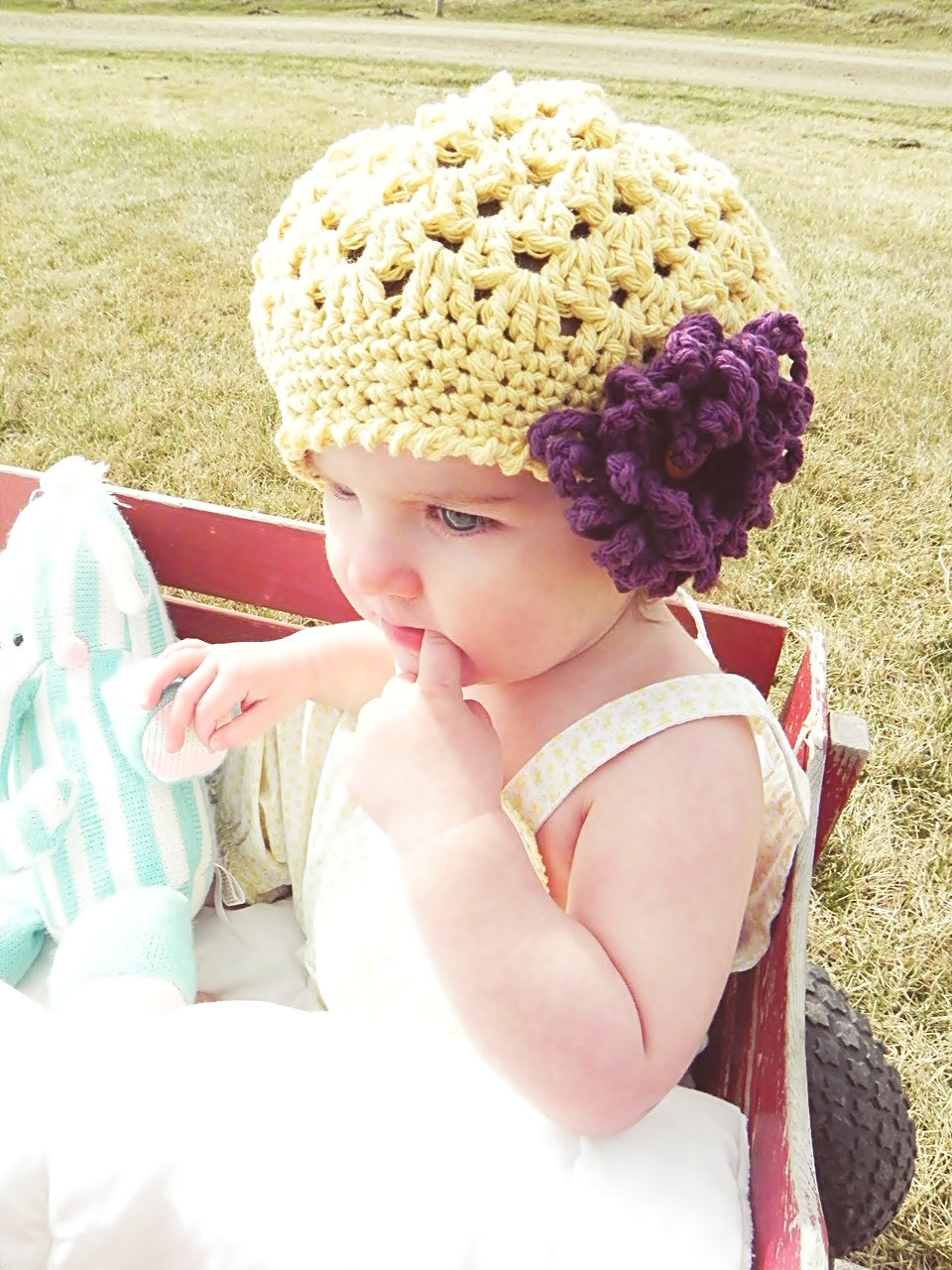 Crochet Pattern for Taryn Hat (with interchangeable flowers) | Crochet Hat Pattern | Hat Crocheting Pattern | DIY Written Crochet Instructions