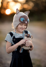 Load image into Gallery viewer, Crochet Pattern for Siamese Cat Hat | Crochet Hat Pattern | Hat Crocheting Pattern | DIY Written Crochet Instructions
