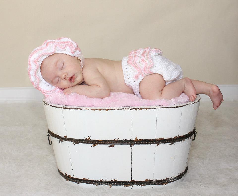 Baby Crochet Underwear Diaper Cover and Shoes with Gold Button