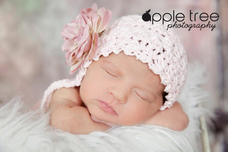 Crochet Pattern for Vintage Star Baby Bonnet | Crochet Baby Bonnet Pattern | Baby Hat Crocheting Pattern | DIY Written Crochet Instructions