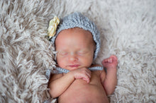 Load image into Gallery viewer, Crochet Pattern for Arrowhead Baby Bonnet | Crochet Baby Bonnet Pattern | Baby Hat Crocheting Pattern | DIY Written Crochet Instructions
